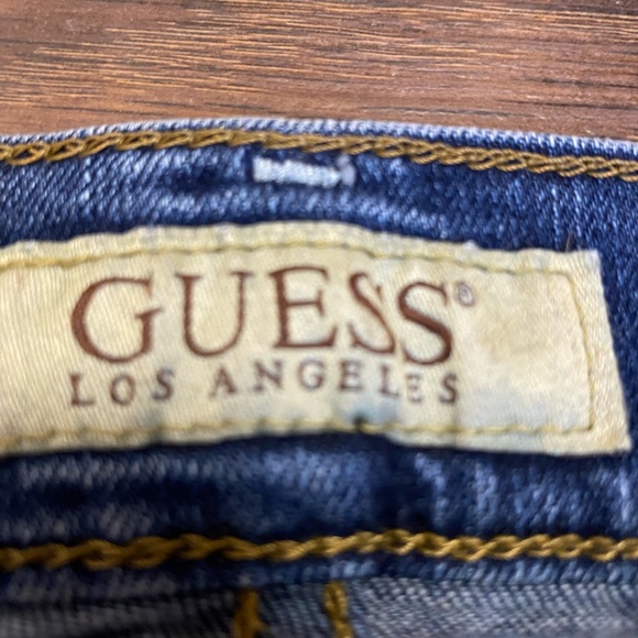 Guess Men’s 32x32 Straight Leg Distressed Blue Denim Jeans - Picture 8 of 8